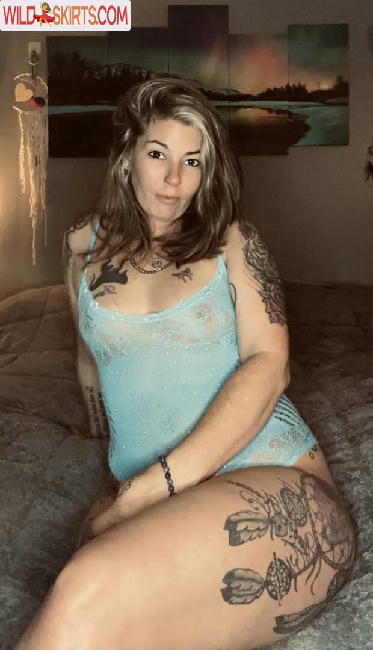 Amberluvs25 / 25_luvs / luv_bug_2025 / pillowprncss5984 nude OnlyFans, Instagram leaked photo #6