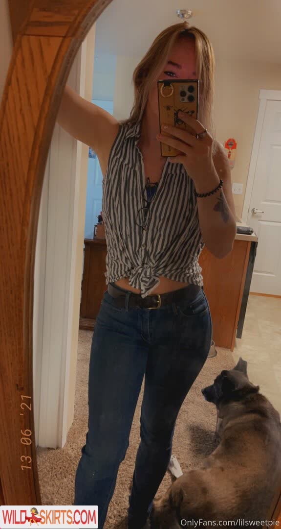 Ameliaxy nude leaked photo #23