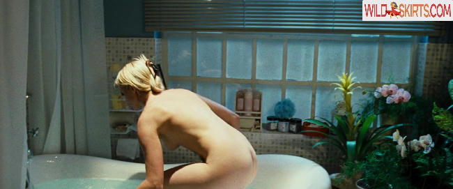 Amy Smart nude leaked photo #2