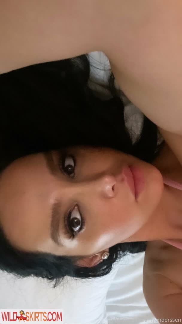 Amyanderssen nude leaked photo #42