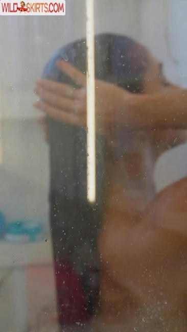 Ana Carolina Studart / carolstudartg nude Instagram leaked photo #5