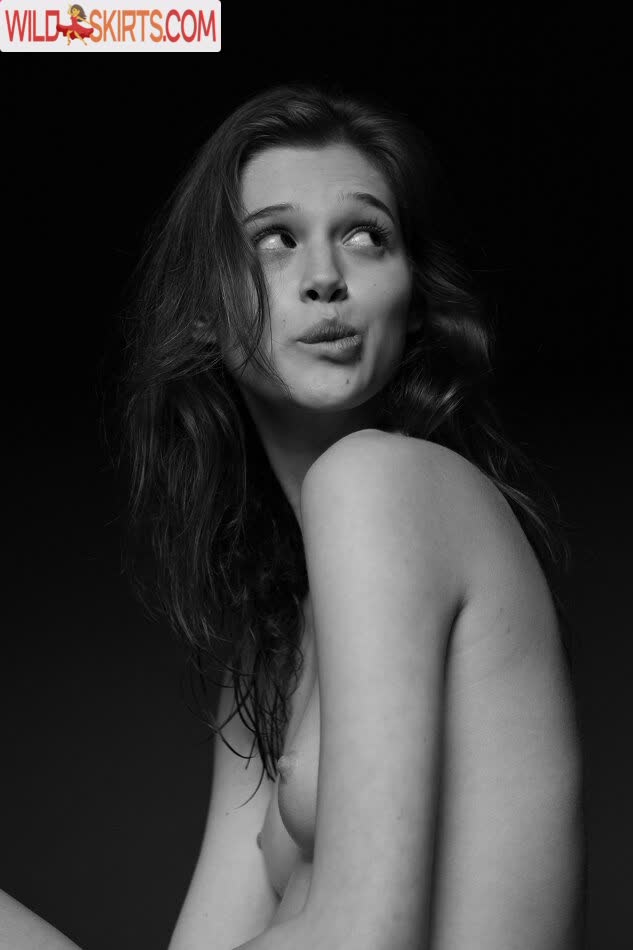 Anais Pouliot nude leaked photo #67