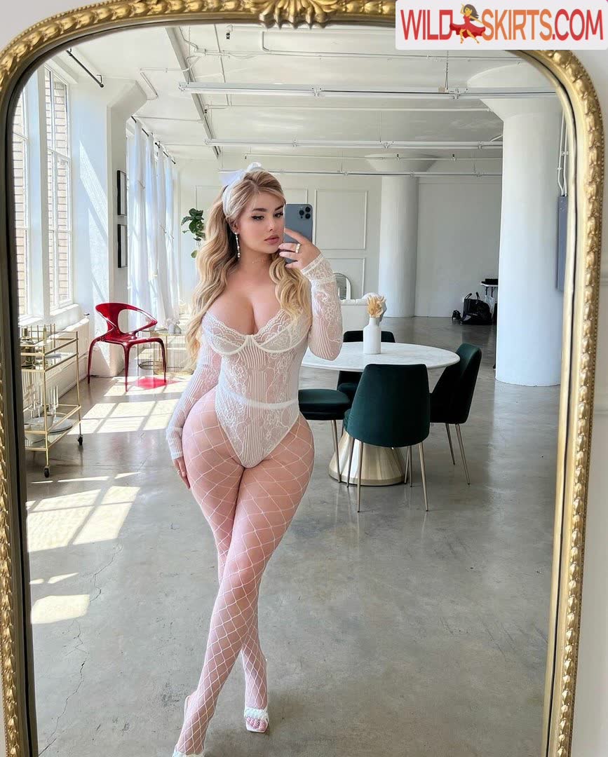 Anastasia Kvitko nude leaked photo #20