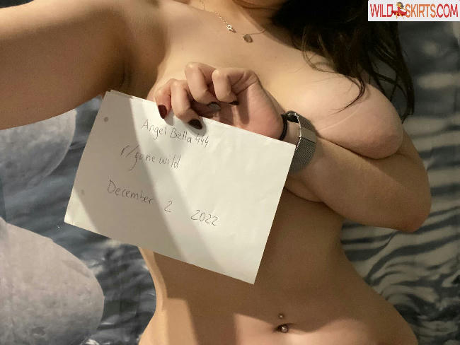 AngelBella444 / yzebella nude Instagram leaked photo #17