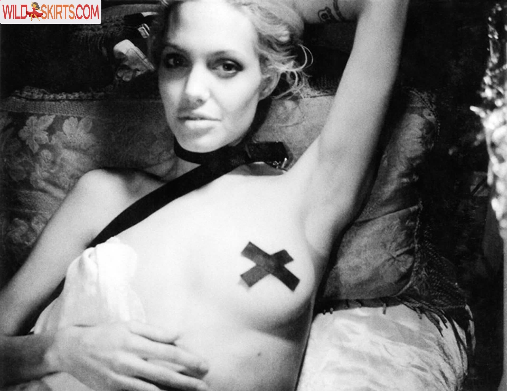 Angelina Jolie / angelinajolie nude Instagram leaked photo #20