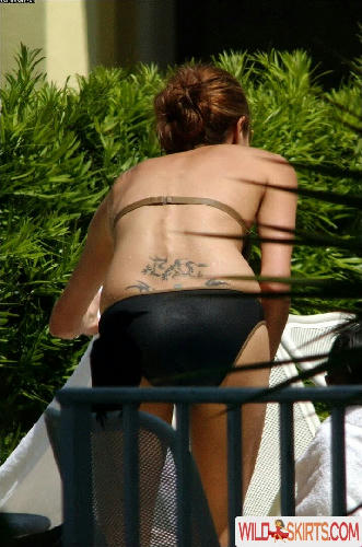 Angelina Jolie / angelinajolie nude Instagram leaked photo #216