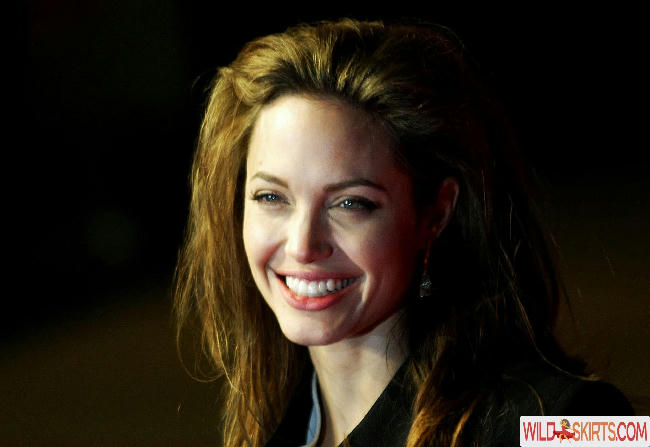 Angelina Jolie / angelinajolie nude Instagram leaked photo #244