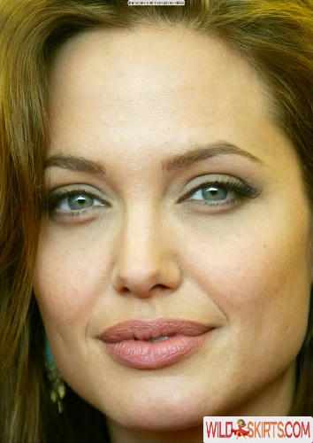 Angelina Jolie / angelinajolie nude Instagram leaked photo #27