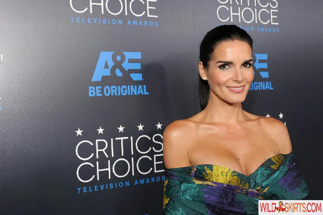 Angie Harmon / angieharmon nude Instagram leaked photo #41