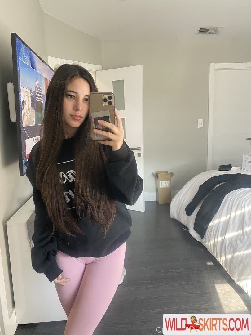 Angie Varona Leaked Photos