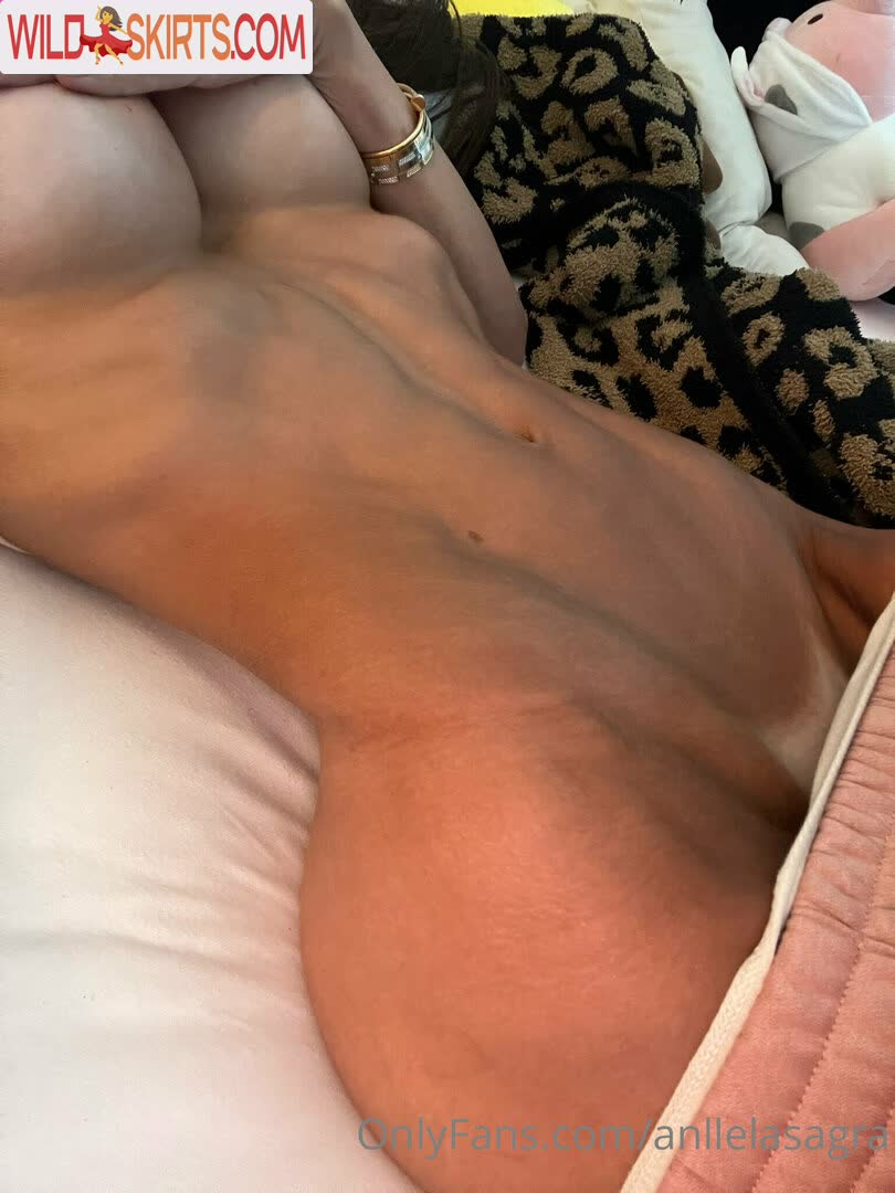 Anllelasagra nude leaked photo #289