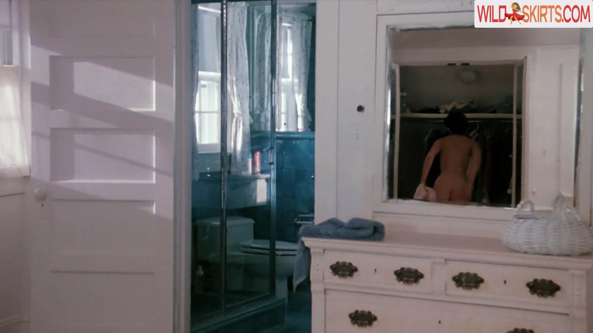 Annabella Sciorra nude leaked photo #1