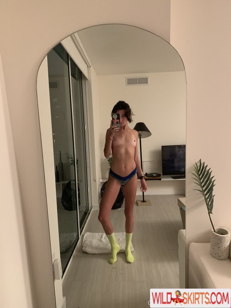 Anne Frank / annefrankhouse_official / lil_ann3frank / lilann3frank nude OnlyFans, Instagram leaked photo #50
