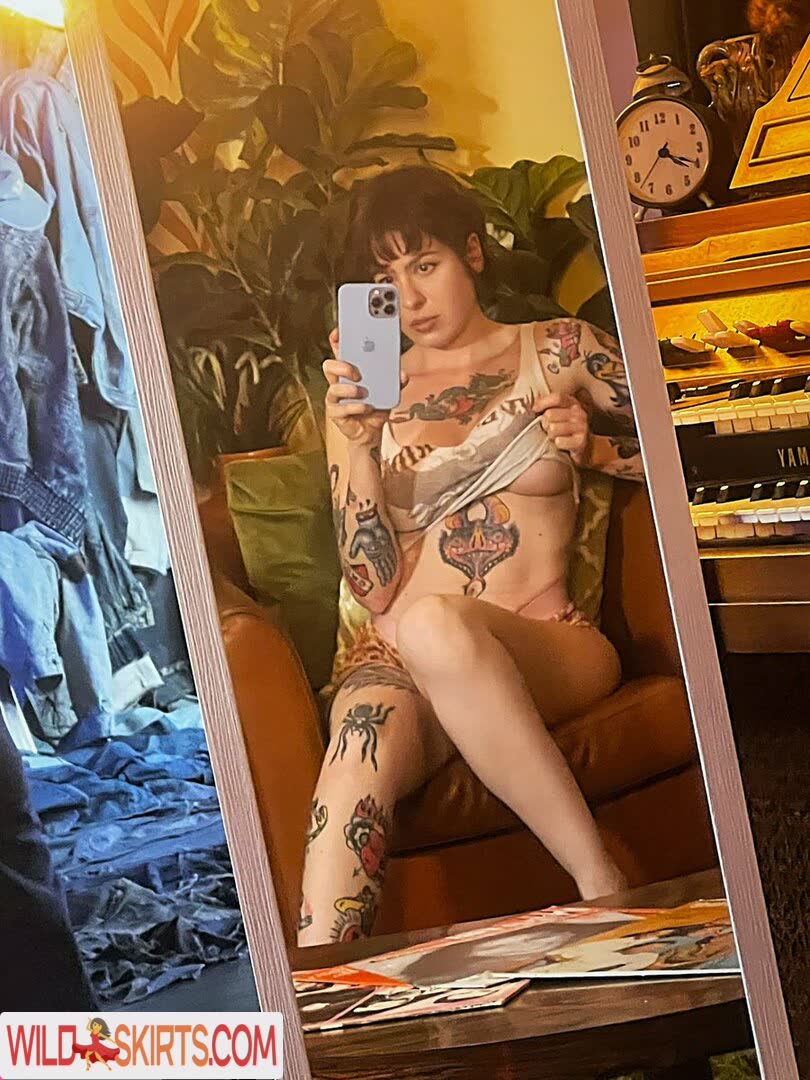 Annie Jay / anniejay / anniejaylin / anniejaytweets nude OnlyFans, Instagram leaked photo #1