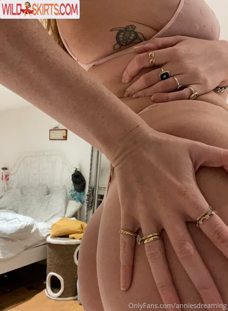 Annieecharlotte nude leaked photo #96