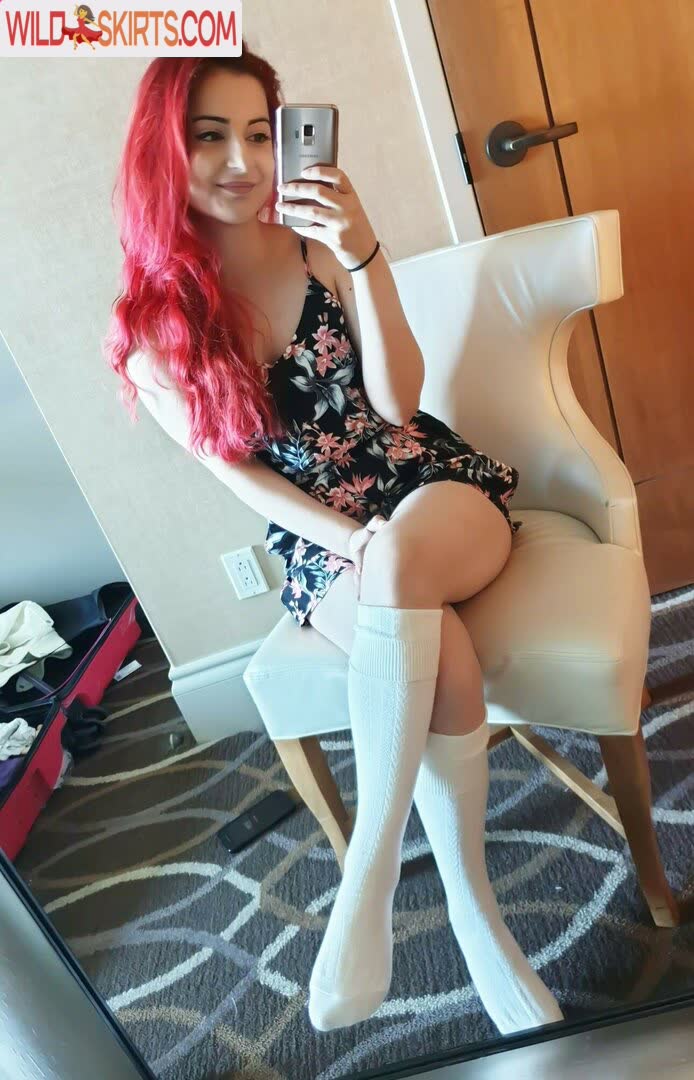 AnnieFuchsia nude leaked photo #3