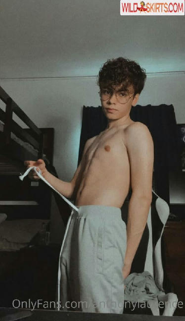 anthonylaurence nude OnlyFans, Instagram leaked photo #9