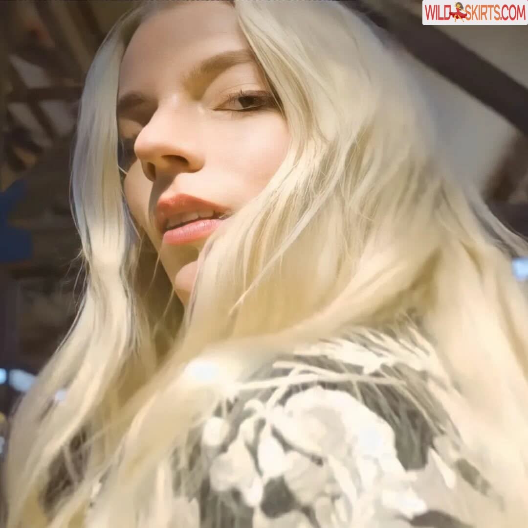 Anya Taylor-Joy / anyataylorjoy / owlicats nude OnlyFans, Instagram leaked photo #10