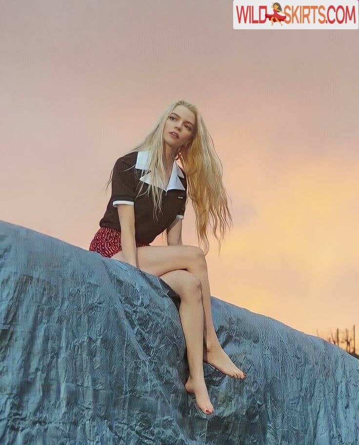 Anya Taylor-Joy / anyataylorjoy / owlicats nude OnlyFans, Instagram leaked photo #14