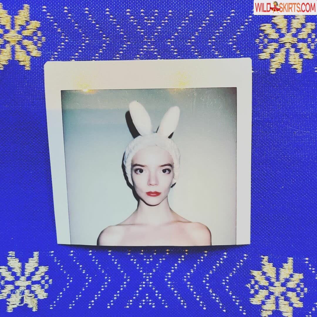 Anya Taylor-Joy / anyataylorjoy / owlicats nude OnlyFans, Instagram leaked photo #9