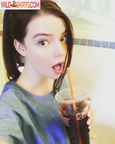 Anya Taylor-Joy / anyataylorjoy / owlicats nude OnlyFans, Instagram leaked photo #340