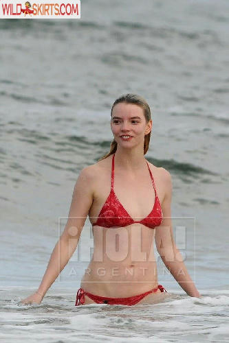 Anya Taylor-Joy / anyataylorjoy / owlicats nude OnlyFans, Instagram leaked photo #377