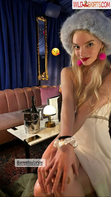 Anya Taylor-Joy / anyataylorjoy / owlicats nude OnlyFans, Instagram leaked photo #597