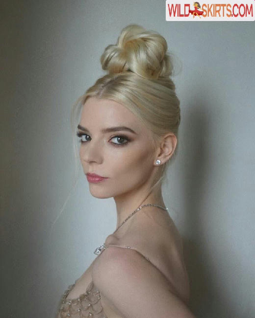 Anya Taylor-Joy / anyataylorjoy / owlicats nude OnlyFans, Instagram leaked photo #640