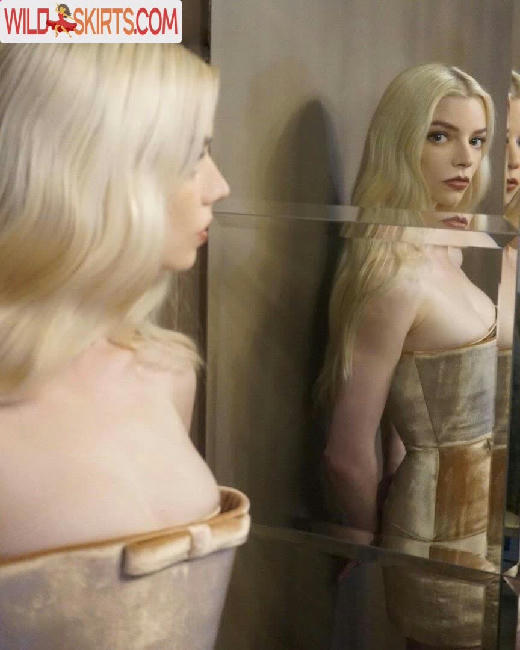 Anya Taylor-Joy / anyataylorjoy / owlicats nude OnlyFans, Instagram leaked photo #717