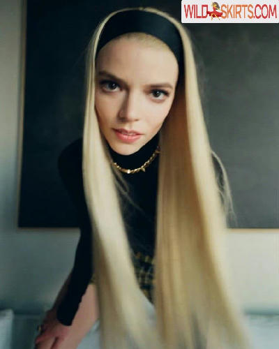 Anya Taylor-Joy / anyataylorjoy / owlicats nude OnlyFans, Instagram leaked photo #157