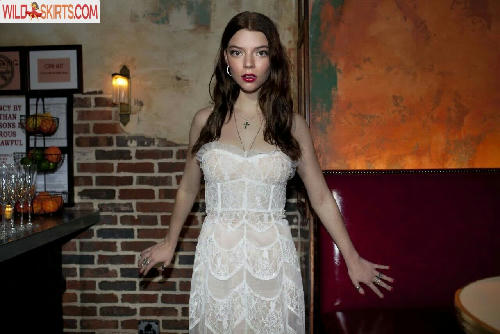 Anya Taylor-Joy / anyataylorjoy / owlicats nude OnlyFans, Instagram leaked photo #229