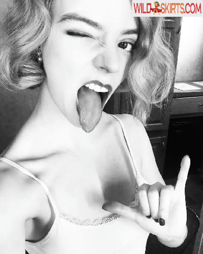 Anya Taylor-Joy / anyataylorjoy / owlicats nude OnlyFans, Instagram leaked photo #357