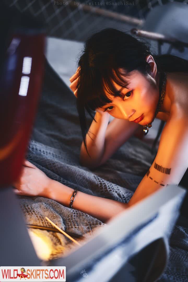 Aooomi nude leaked photo #8