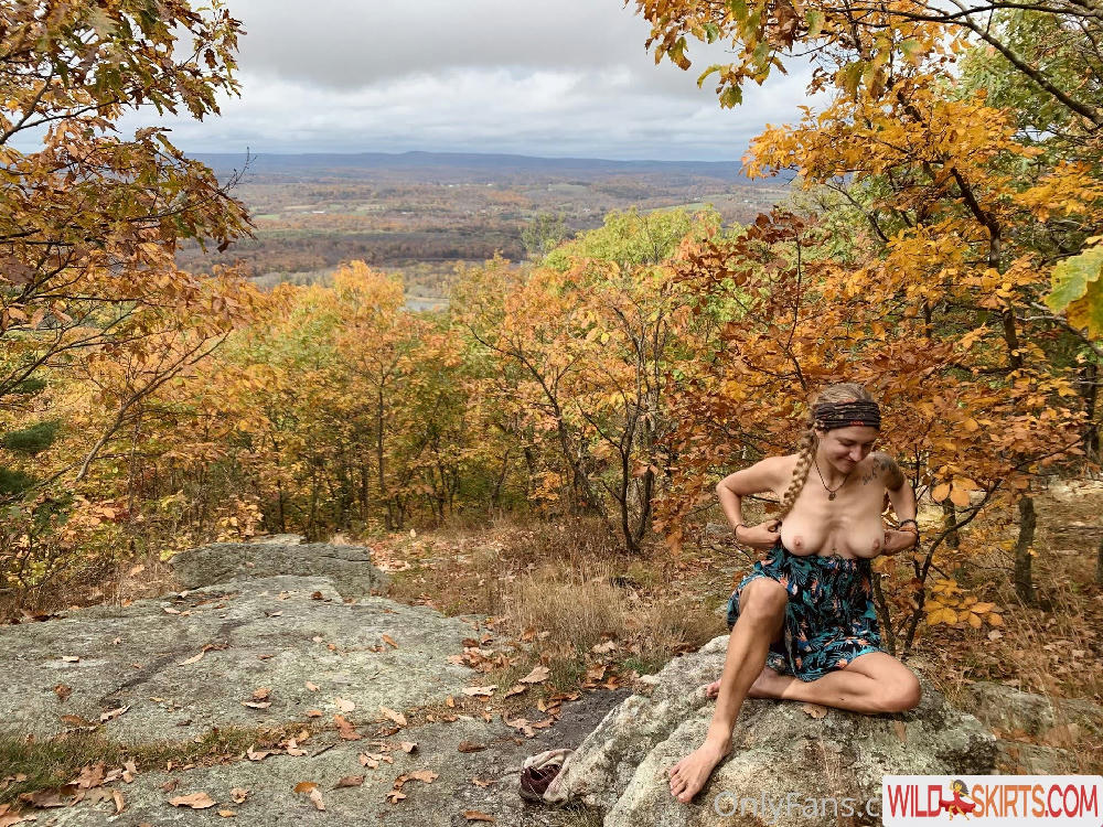 appalachianqueen / appalachianqueen / hikingkitty nude OnlyFans leaked photo #25