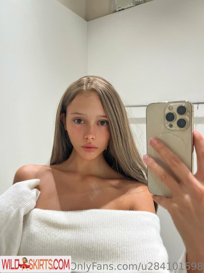 Arianagreene1 nude leaked photo #22