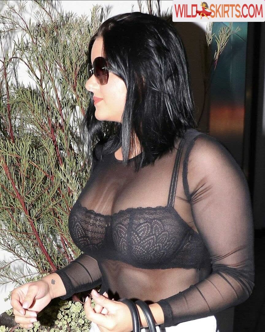 Ariel Winter nude leaked photo #307