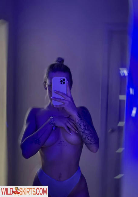 Arinawhynot / whynotarisha nude Instagram leaked photo #11