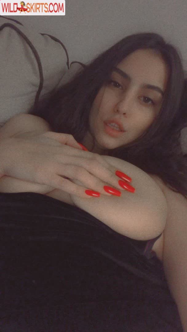 Arinushka / Irenes / arinuskaaa nude OnlyFans, Instagram leaked photo #1