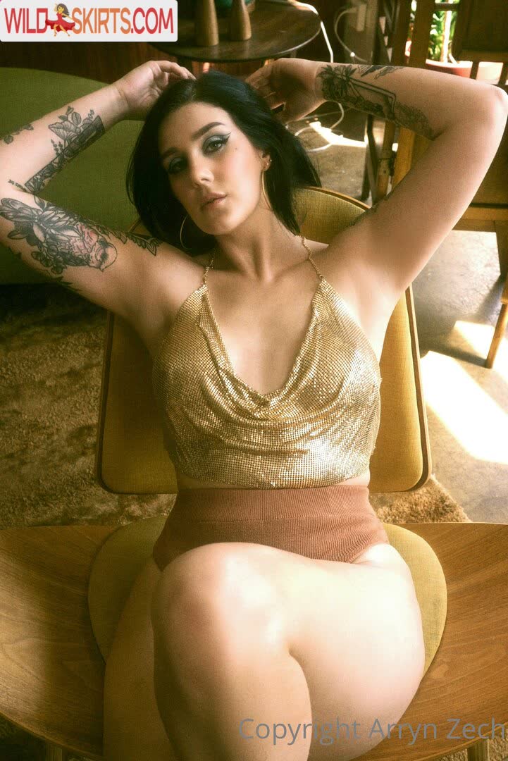 Arryn Zech nude leaked photo #53