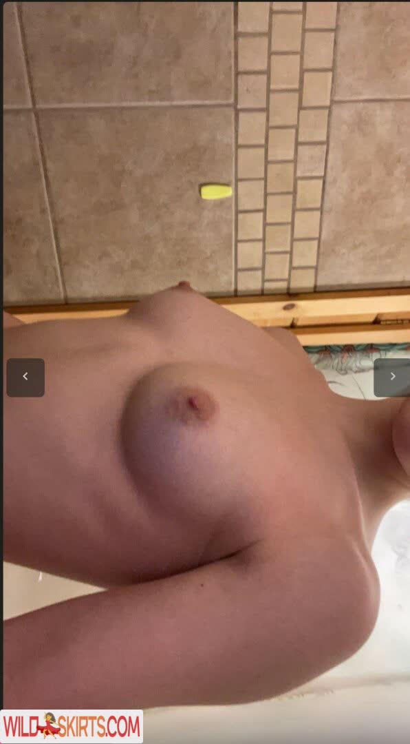 Ashhxpe nude leaked photo #9