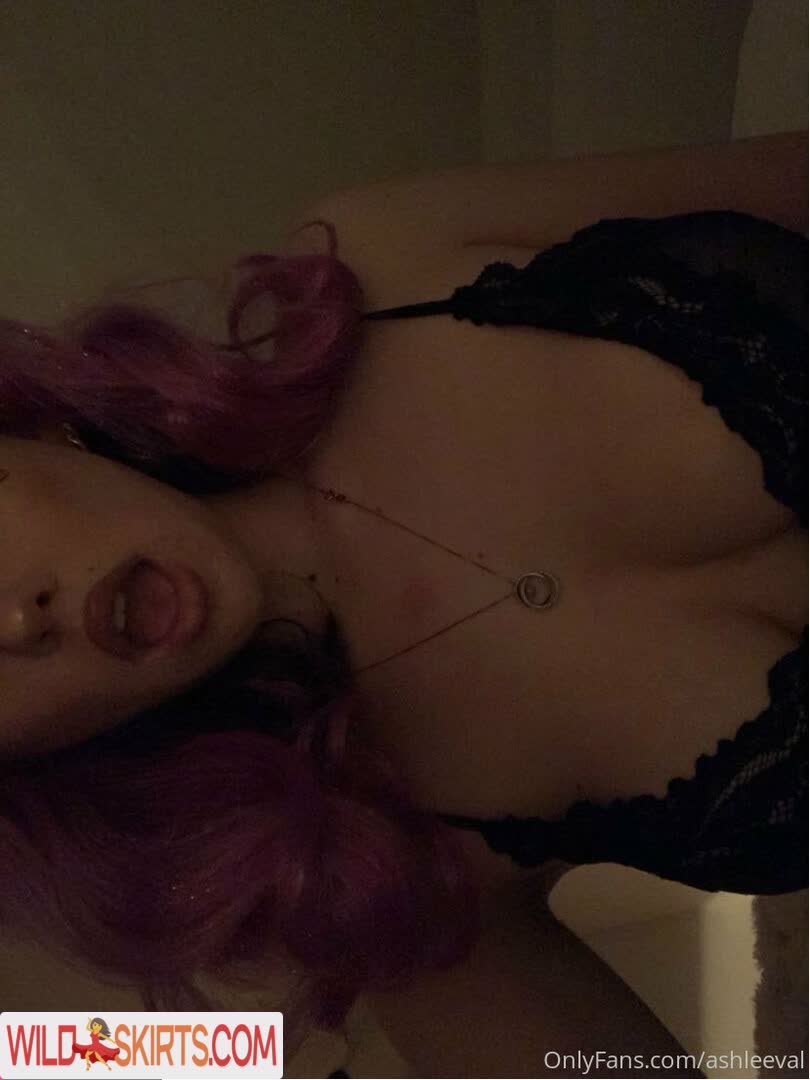 ashleeval / ashleev1 / ashleeval nude OnlyFans, Instagram leaked photo #16