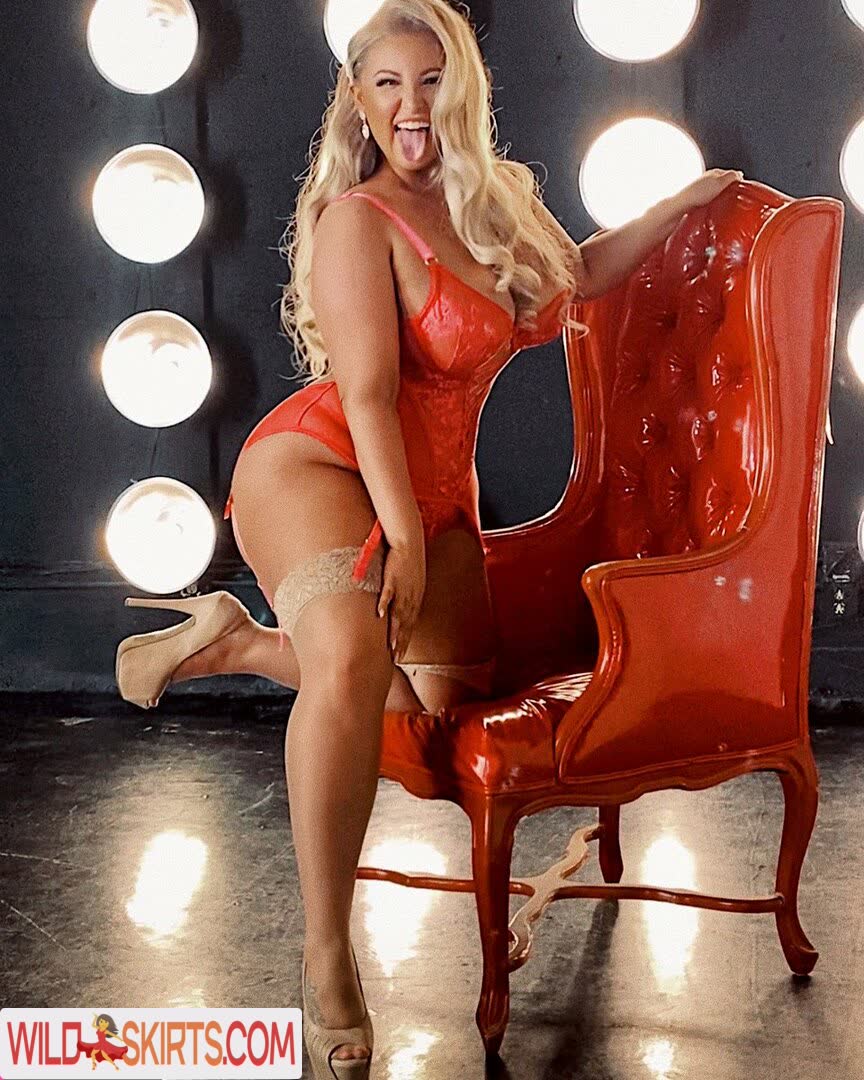 Ashley Alexiss nude leaked photo #4