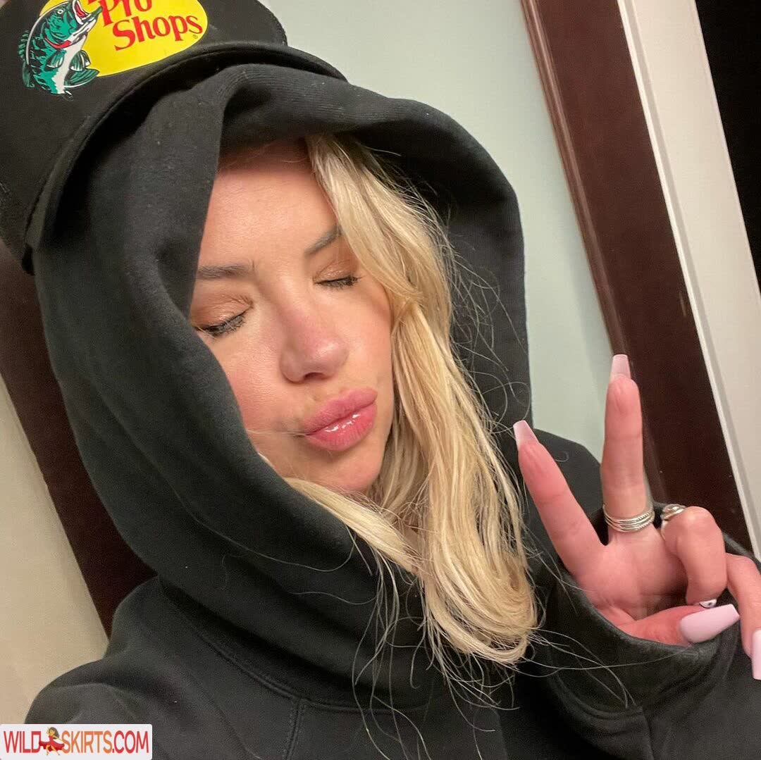 Ashley Benson / AshBenzo / ashley_benson1 / ashleybenson nude OnlyFans, Instagram leaked photo #1