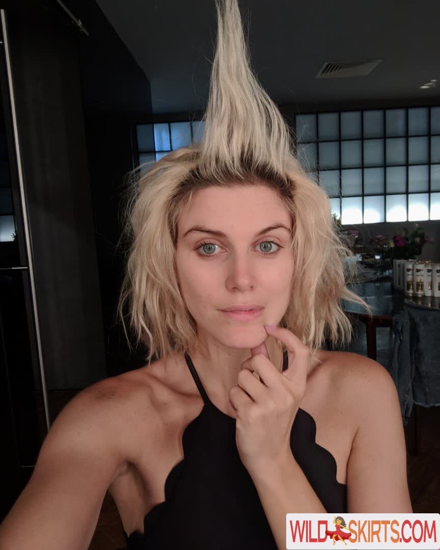 Ashley James / ashleyljames / ashleylouisejames / sexyashleyjames nude OnlyFans, Instagram leaked photo #2