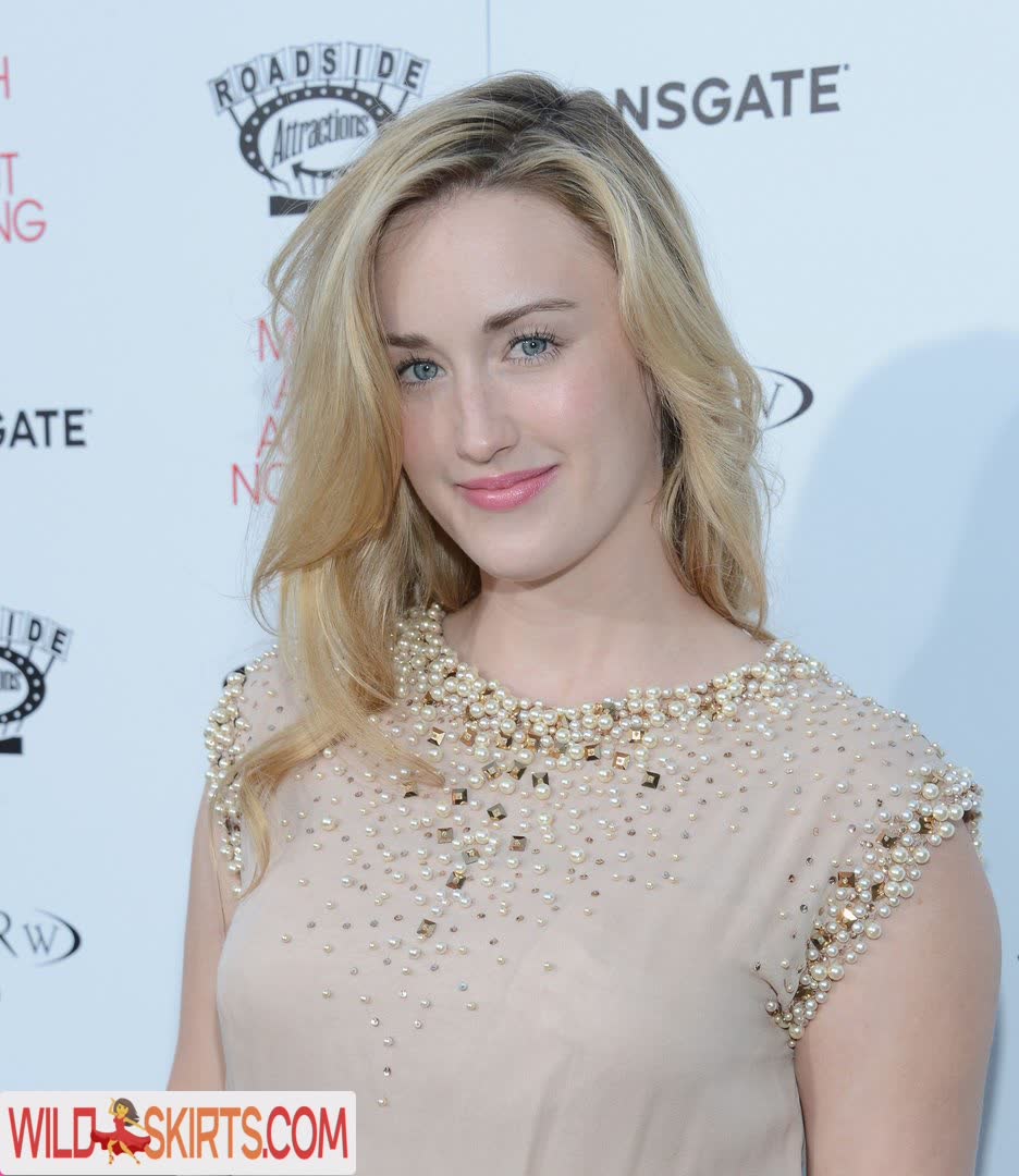 Ashley Johnson / ashleythejohnson / johnsonhubfans / thevulcansalute nude OnlyFans, Instagram leaked photo #19