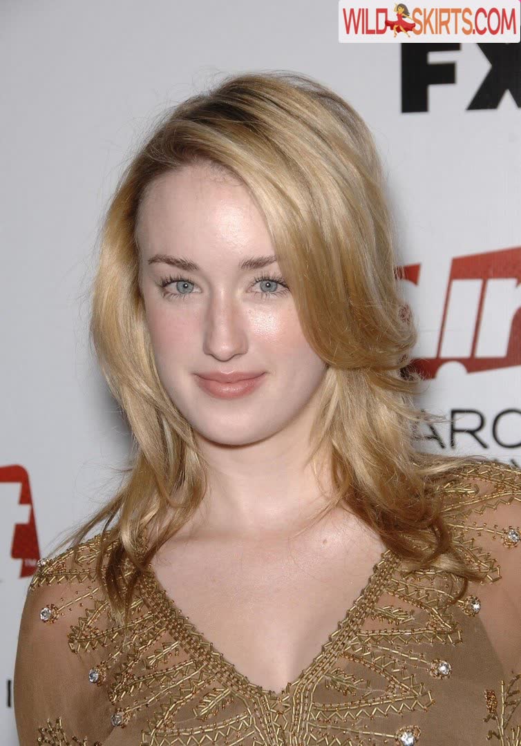 Ashley Johnson / ashleythejohnson / johnsonhubfans / thevulcansalute nude OnlyFans, Instagram leaked photo #5