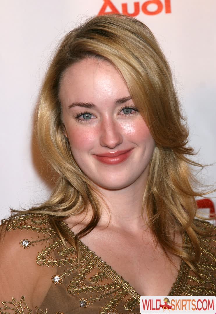 Ashley Johnson nude leaked photo #76