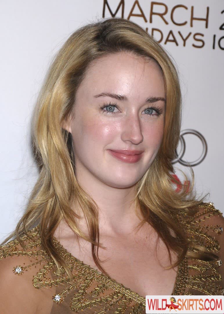 Ashley Johnson / ashleythejohnson / johnsonhubfans / thevulcansalute nude OnlyFans, Instagram leaked photo #12