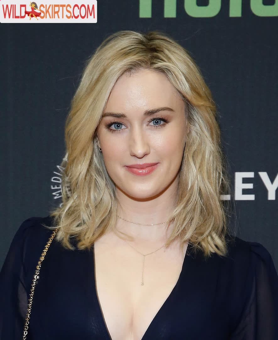 Ashley Johnson / ashleythejohnson / johnsonhubfans / thevulcansalute nude OnlyFans, Instagram leaked photo #5