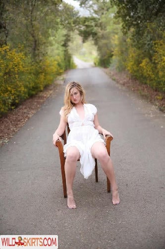 Ashley Johnson / ashleythejohnson / johnsonhubfans / thevulcansalute nude OnlyFans, Instagram leaked photo #127